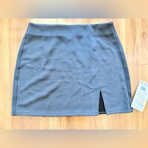 NWT Lululemon Softstreme High-Rise Mini Skirt - size M